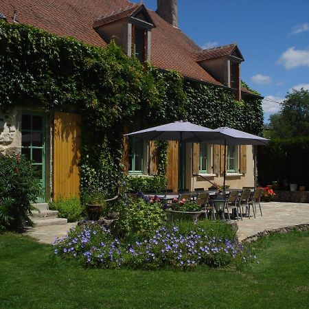 La Maison Du Cerf Urciers 外观 照片