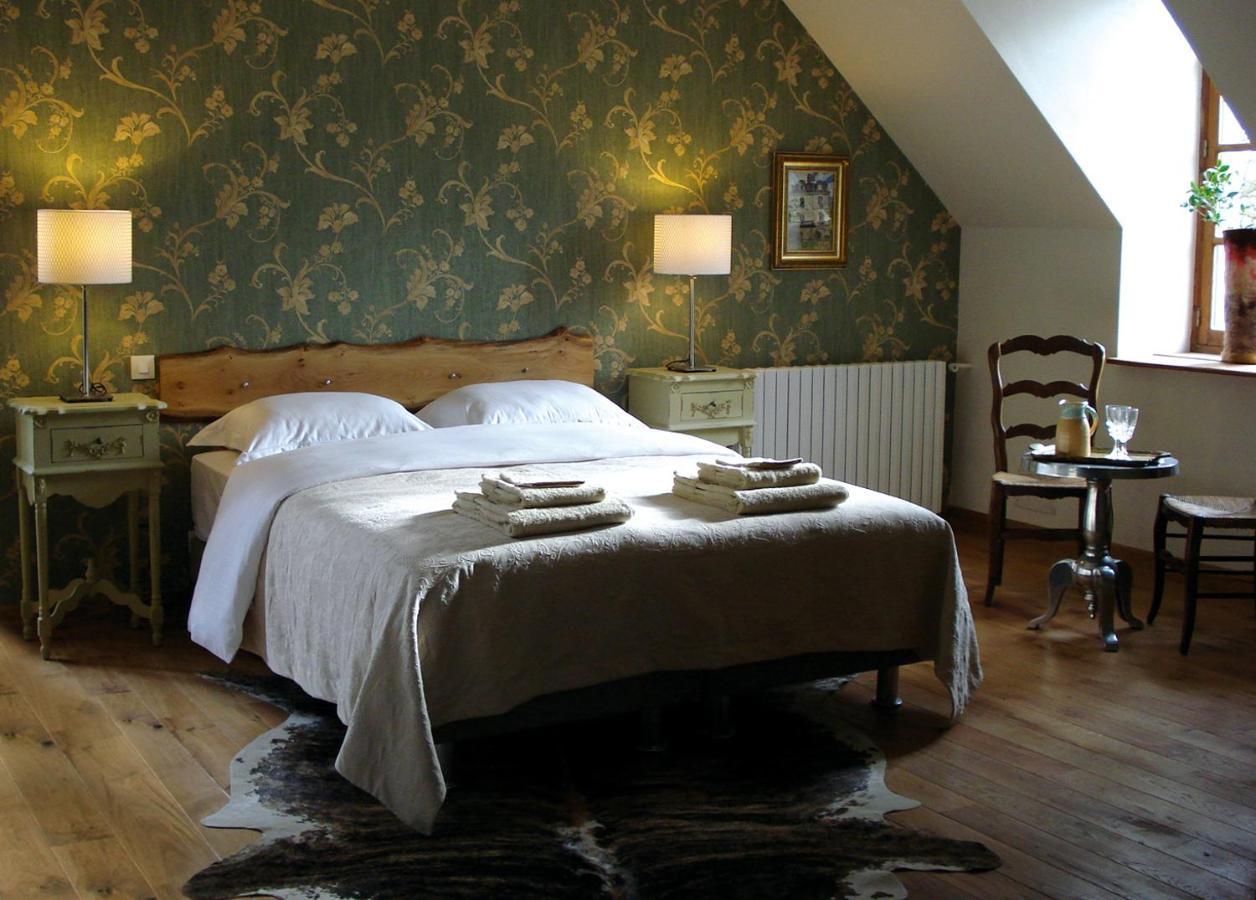 La Maison Du Cerf Urciers 外观 照片