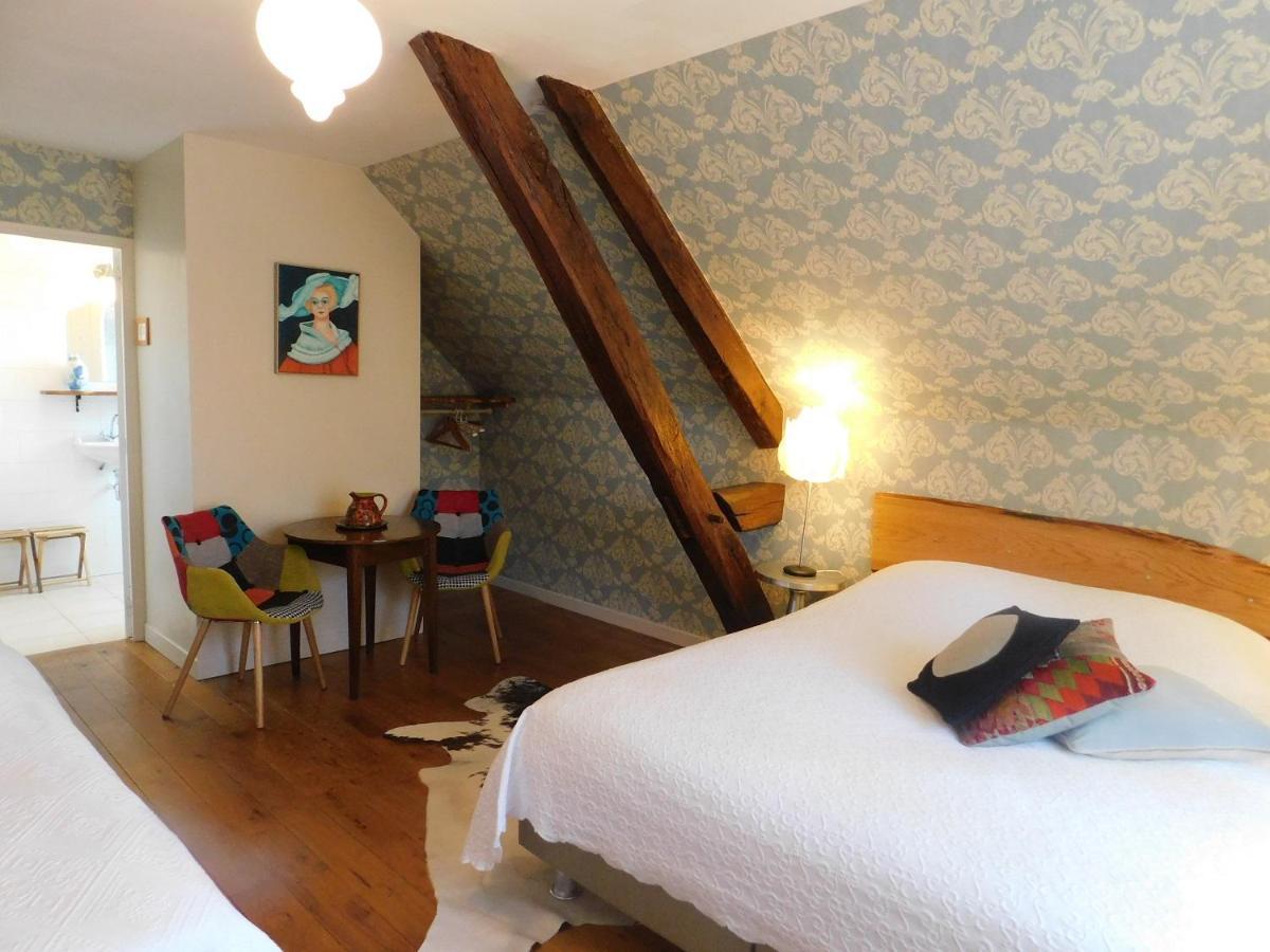 La Maison Du Cerf Urciers 外观 照片